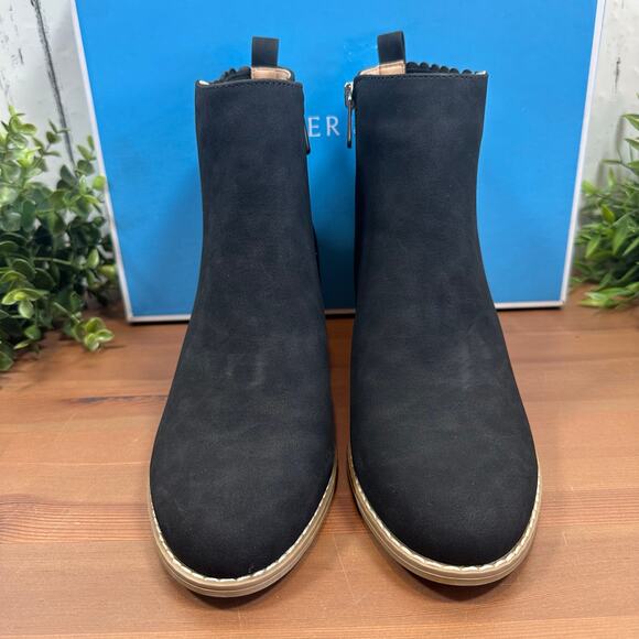 Draper James Women's Elle Chelsea Black Boots Size 8 - Picture 3 of 7